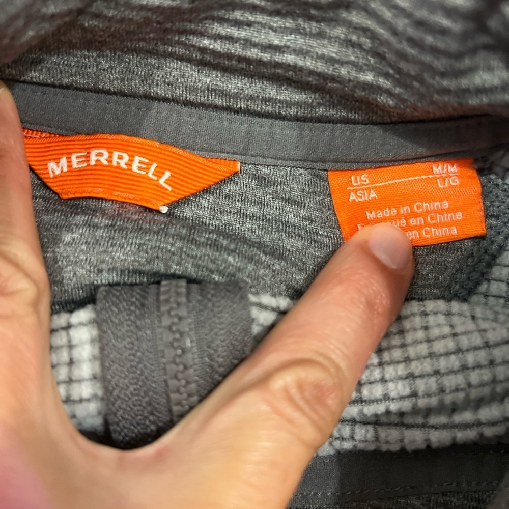 Merrell Pullover size medium - Picture 6 of 6